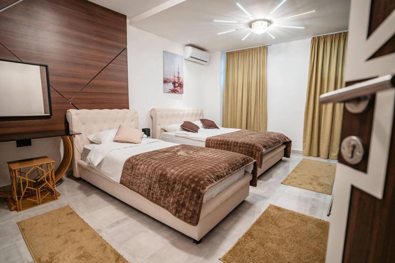 Magico Rooms & Apartments Ni Exterior foto